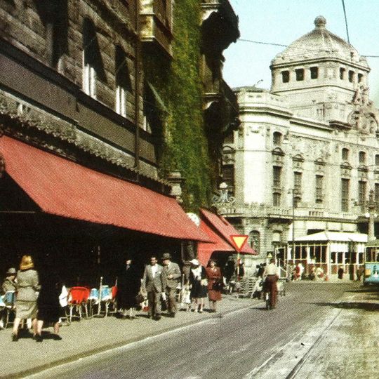 Bäckahästen, Hamngatan
