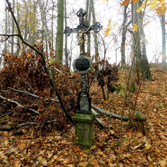 Kříž u silnice severně od Úhořilky