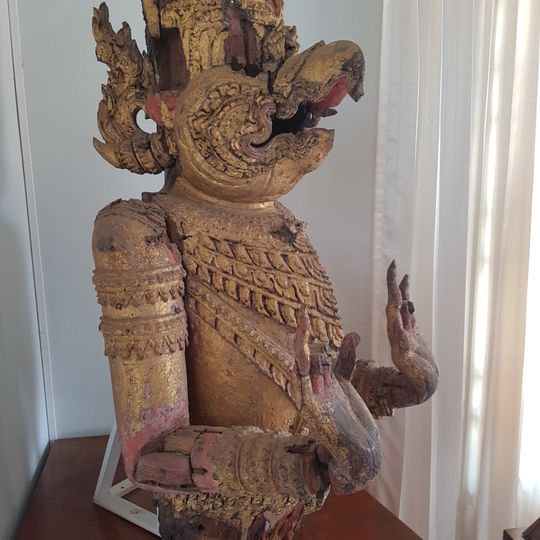 Chao Sam Phraya National Museum