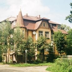 Вилла с росписью в подъезде (Калининград)