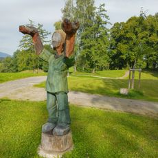 Statue