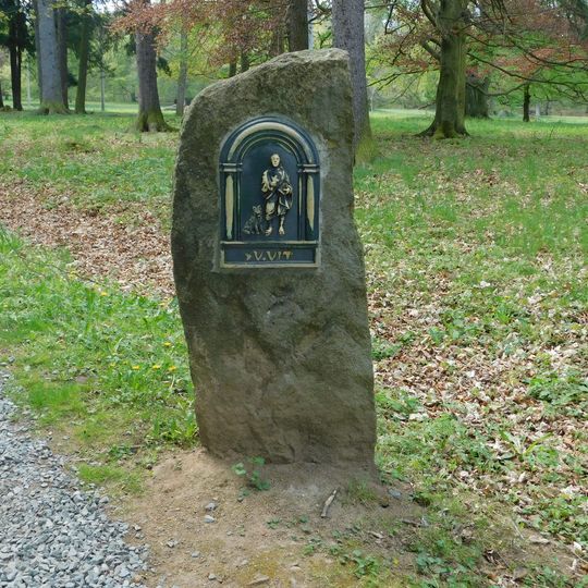 Reliéf svatého Víta na Cestě českých svatých u Petrohradu