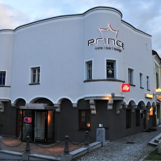 Stimlerhaus, ehem. Gasthof Zur Traube, Prince Bar