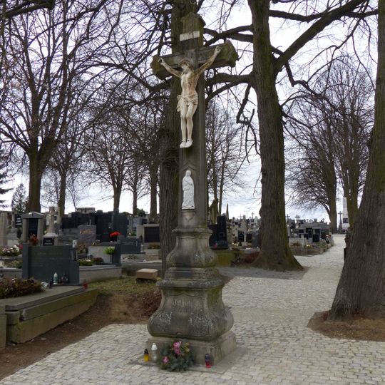 Pamětní kříž na hřbitově v Jemnici