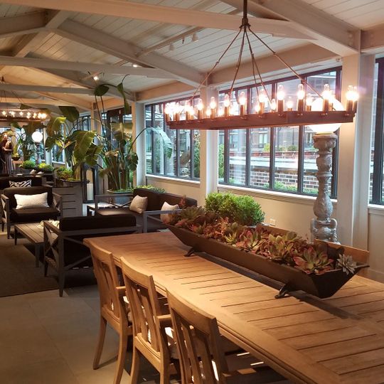 3 Arts Club Café