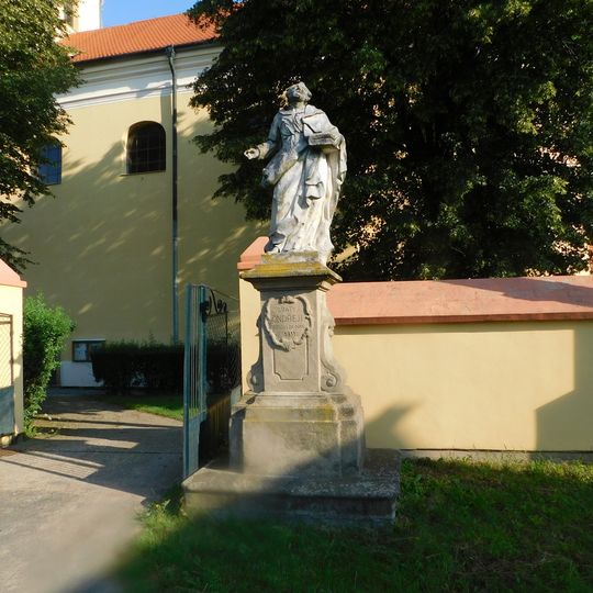 Socha svatého Ondřeje u kostela v Pavlovicích