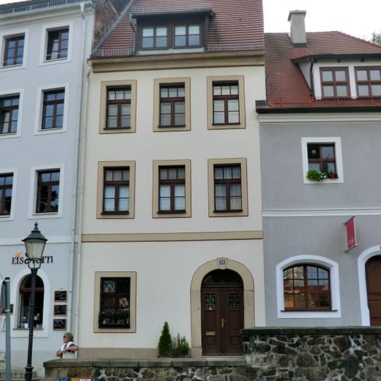 Wohnhaus in geschlossener Bebauung Neißstraße 12