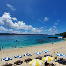Furuzamami Beach
