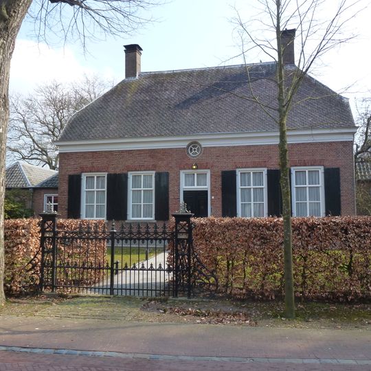 Servatiusstraat 9, Vessem