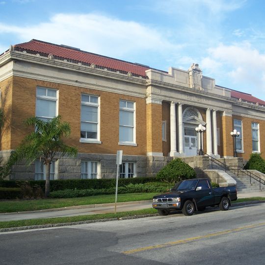 Old Tampa Free Public Library