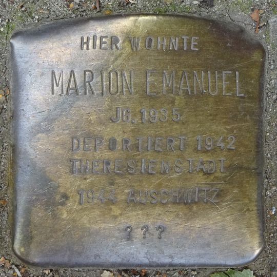 Stolperstein en memoria de Marion Emanuel