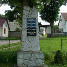 Pomník padlým ve Vrbnu