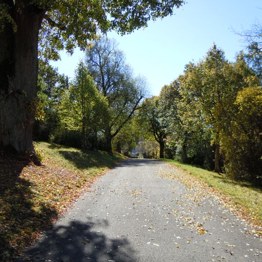 Lindenallee Deufringen