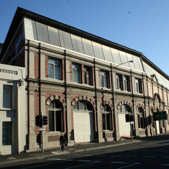 The Old Woolstore Apartment Hotel