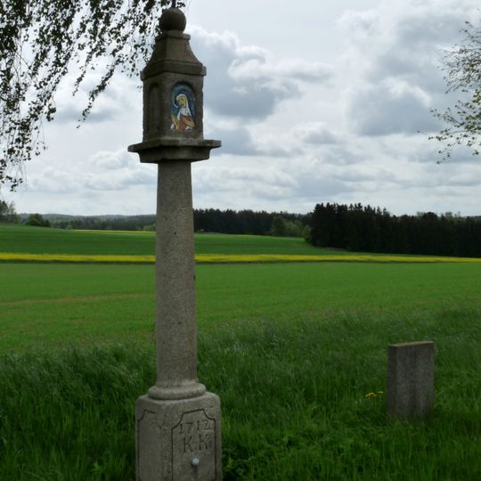Column shrine in Kunžatecká