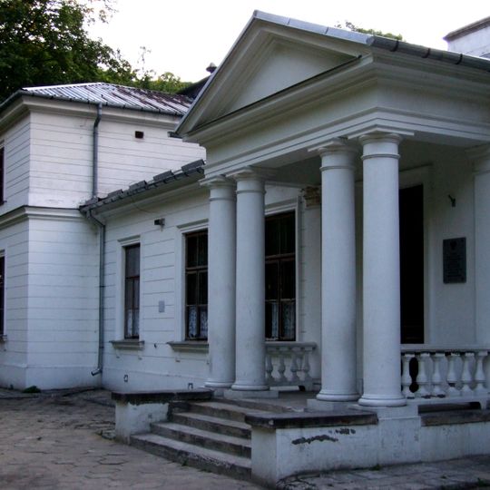 Manor in Karczmiska