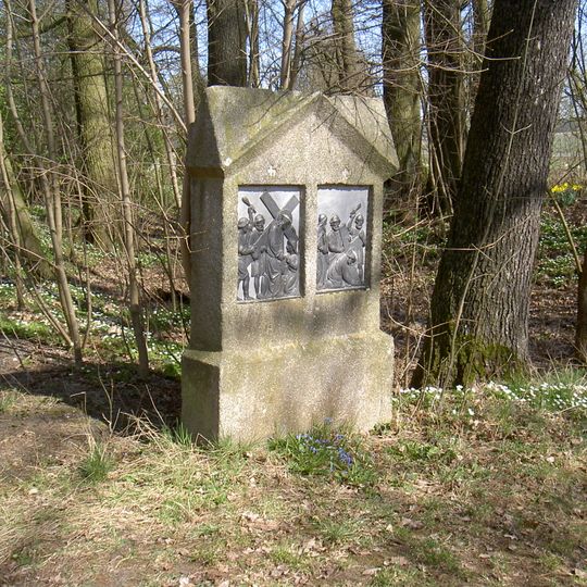 Kreuzweg zur Gruftkapelle