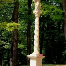 Socha sv. Jána Nepomuckého, socha na stĺpe-kópia