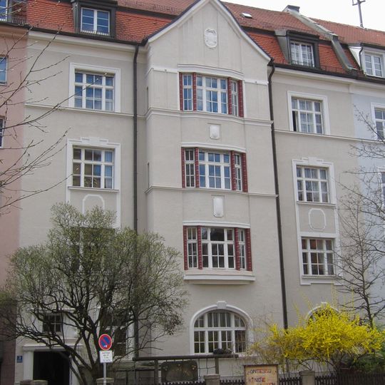 Mietshaus