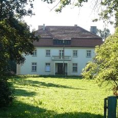 Manor in Chocicza Wielka