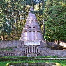 Pomník Kremnička, pomník