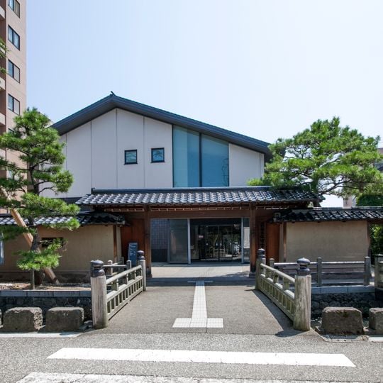 Maeda Tosanokami-ke Shiryokan Museum