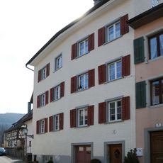 Graf-Wilhelm-Straße 8