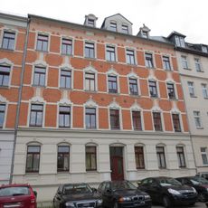 Mietshaus in geschlossener Bebauung Leonhardtstraße 19