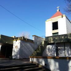 Iglesia Parroquial Nuestra Señora de Fátima, casa parroquial y Teatro de la Cova