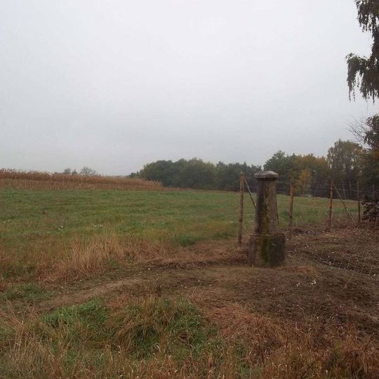 Kříž v polích za Doubravou u Puclic