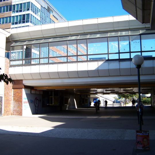 Bridge of Bucharova street over Nové Butovice station