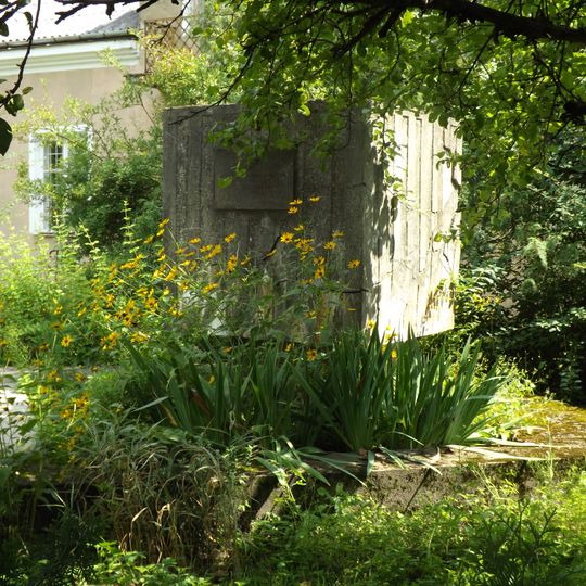 Pomnik w Wygodzie Kozińskiej