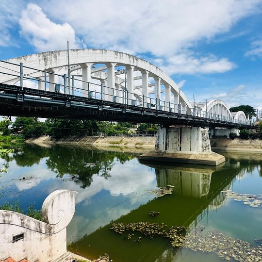 Ratsadaphisek Bridge