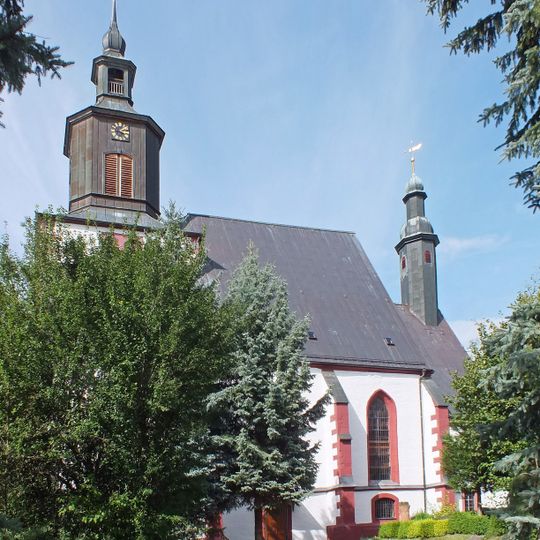 Einzeldenkmale der Sachgesamtheit St.-Annen-Kirche und Kirchhof Seelitz: Dorfkirche mit Ausstattung sowie Kirchhof mit Kirchhofsmauer, Kriegerdenkmal für die Gefallenen des 1. Weltkrieges, 11 Gräbern für Pfarrer und Kantoren sowie anonymes Grab in