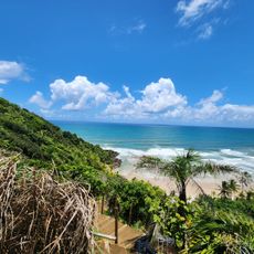Praia de Itacarezinho