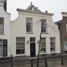 Voorstraat 32, Middelharnis