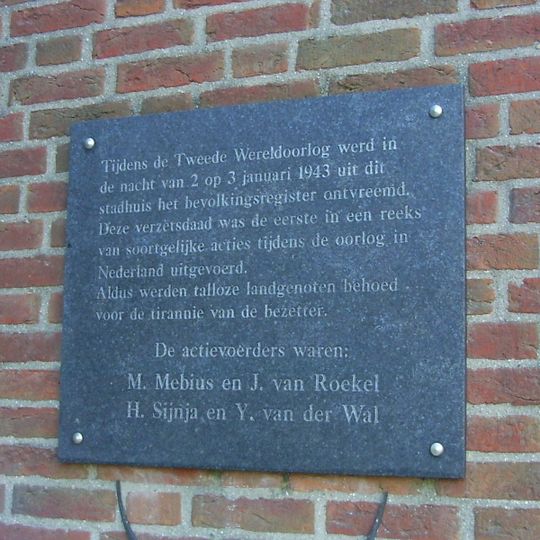 Plaquettes bij het stadhuis