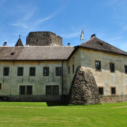 Hrad Liptovský hrádok, kaštieľ