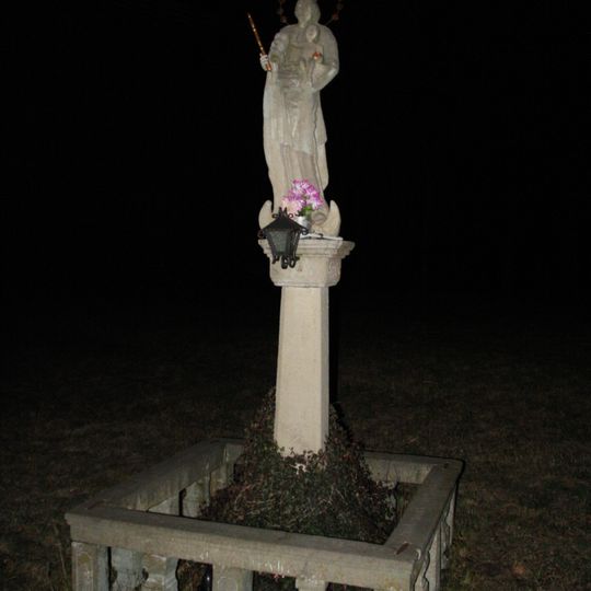 Sloup se sochou Panny Marie Immaculaty