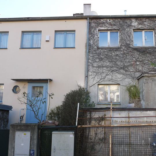 Woinovichgasse 2–4