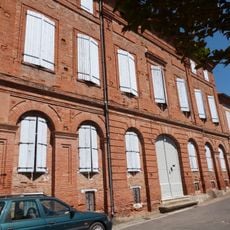 Hôtel, 3 rue de la Ville