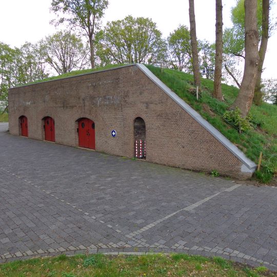 Fort Voordorp, dubbele remise