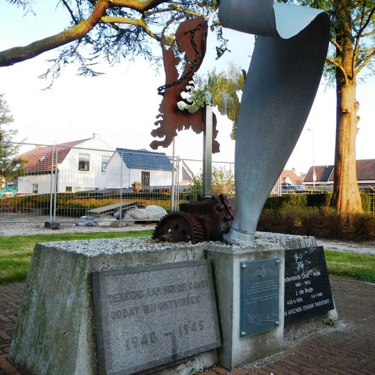 Mosquito-monument