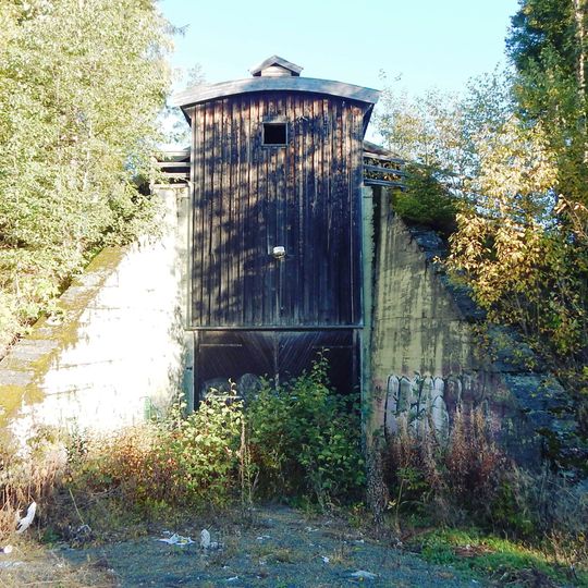 Skougsand strøsandsilo, Bergseng