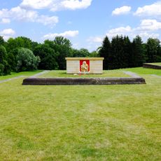 Obraz Panna Maria Lidická, venkovní oltář v Lidicích