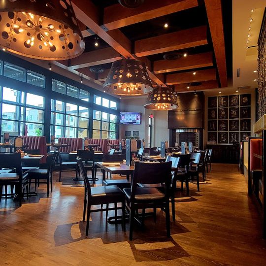 Stone Werks Big Rock Grille, Culebra Commons