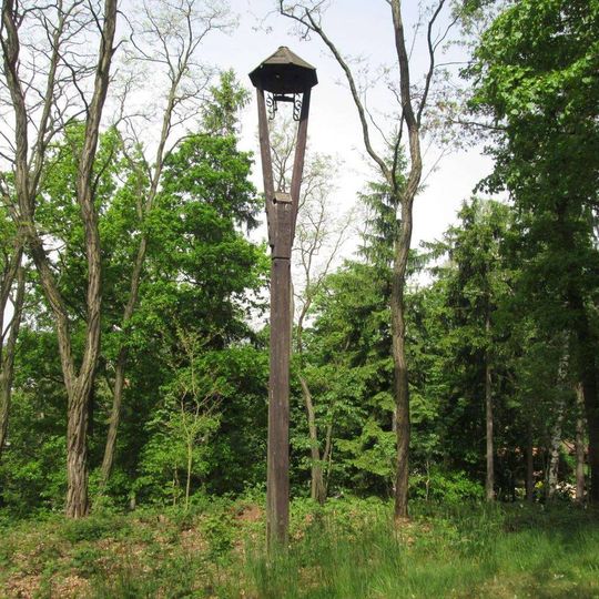 Zvonička jižně od Bohušova