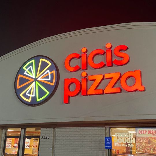 Cicis Pizza