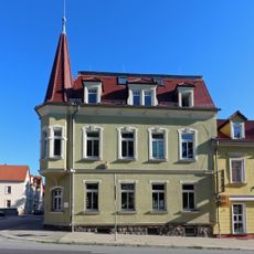 Mietshaus in halboffener Bebauung und prägnanter Ecklage Feigstraße 2