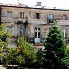 Pl. Wolności 8 (d.1)